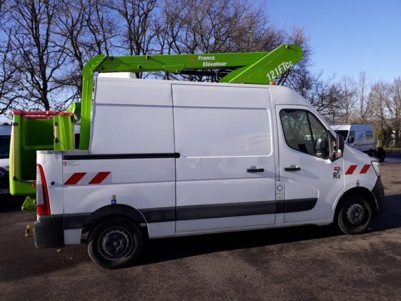 Camión con plataforma elevadora Renault Master 130.35 FG L2H2 Nacelle: foto 7