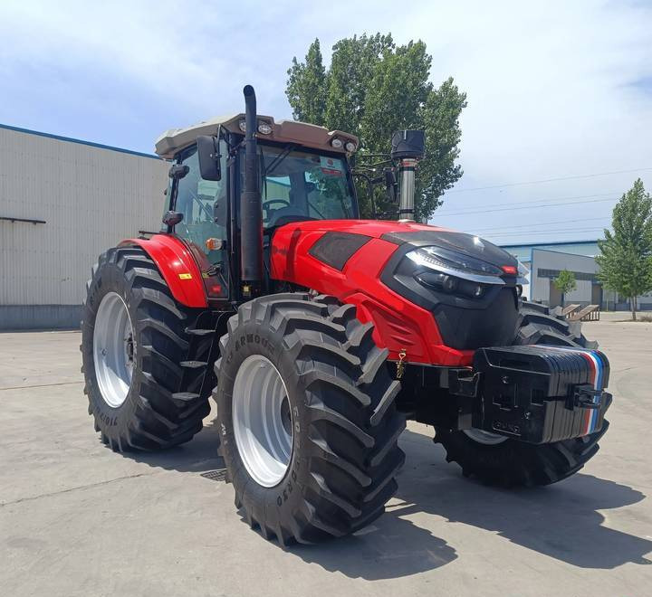 Tractor nuevo NEW MAXUS 260 HP 4x4 Tractor Warranty up to 10 YEARS НОВИЙ MAXUS 260 К.с. Трактор 4x4 Гарантія до 10 РОКІВ NOWY MAXUS 260 KM Ciągnik 4x4 Gwarancja do 10 LAT: foto 9