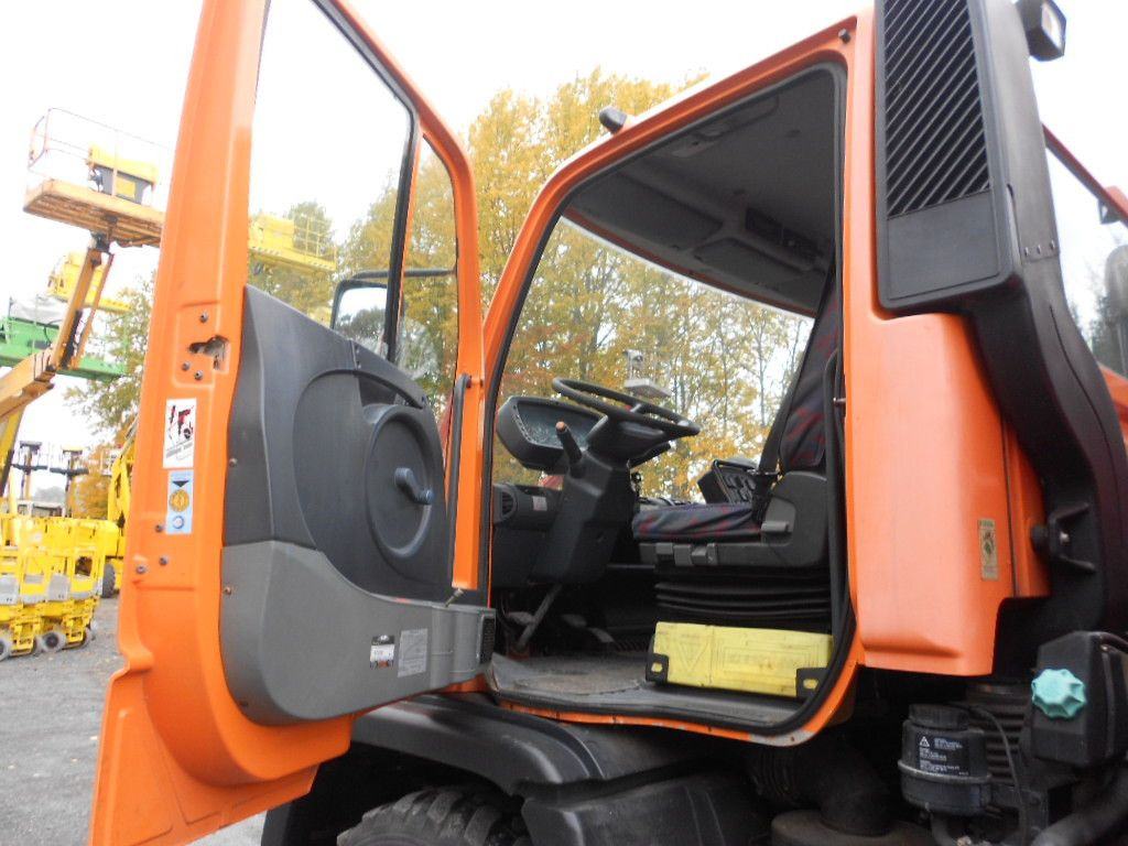 Camión caja abierta, Camión grúa Unimog U400 mit Kran Palfinger PK11502: foto 11