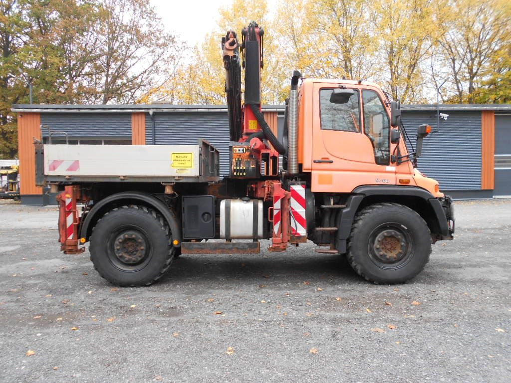 Camión caja abierta, Camión grúa Unimog U400 mit Kran Palfinger PK11502: foto 23