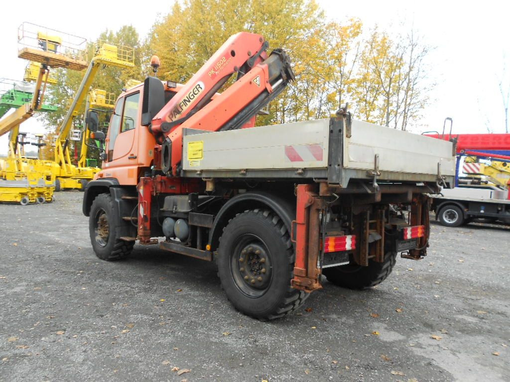 Camión caja abierta, Camión grúa Unimog U400 mit Kran Palfinger PK11502: foto 25