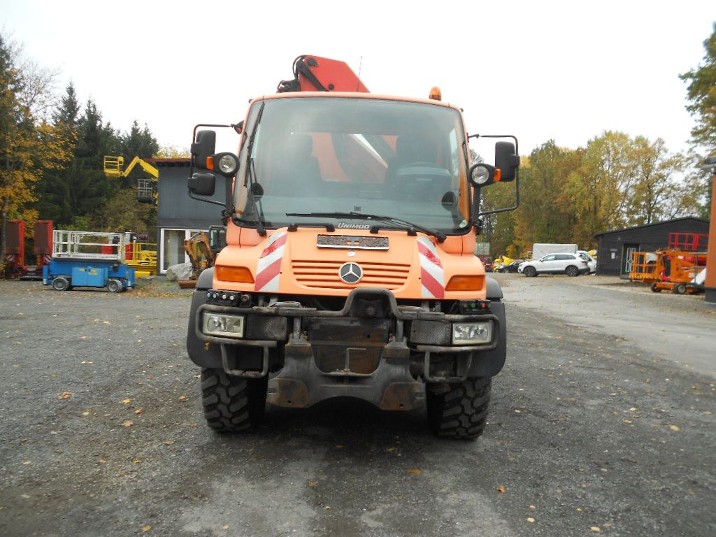 Camión caja abierta, Camión grúa Unimog U400 mit Kran Palfinger PK11502: foto 28