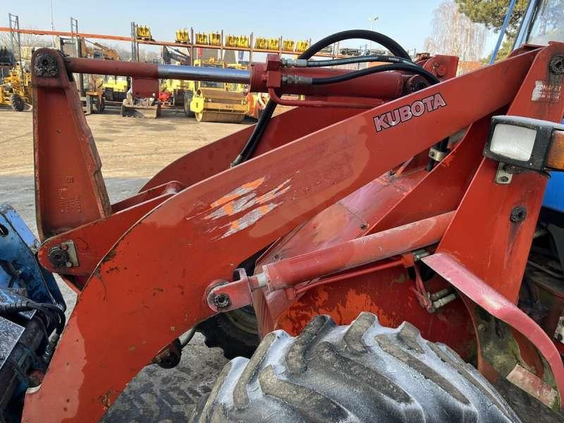 Retroexcavadora Kubota R520: foto 13