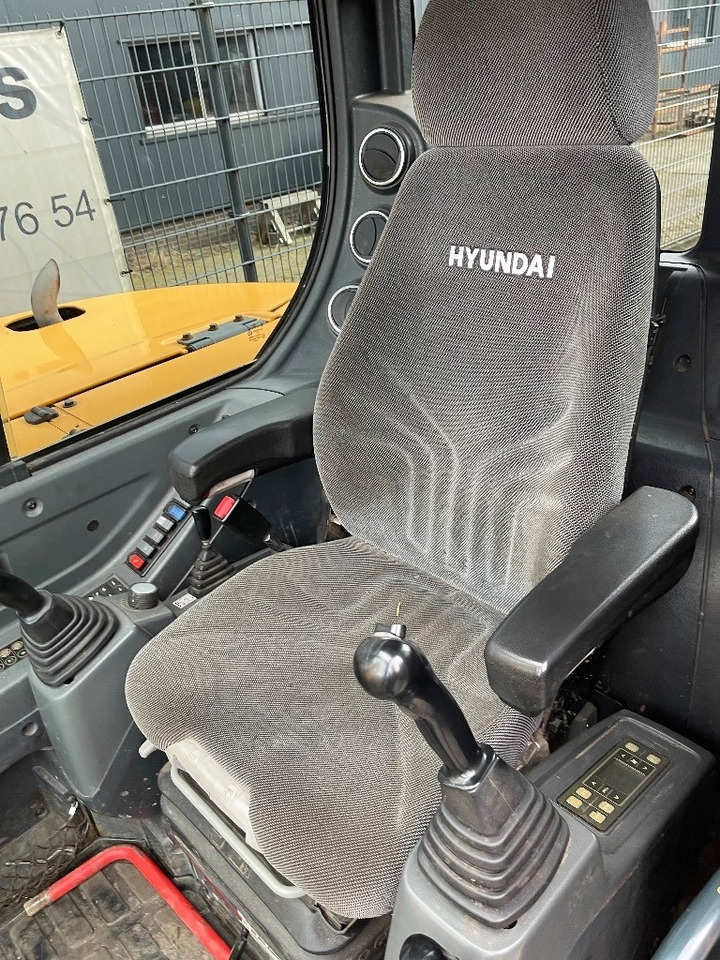 Miniexcavadora Hyundai 80 CR 9A: foto 13