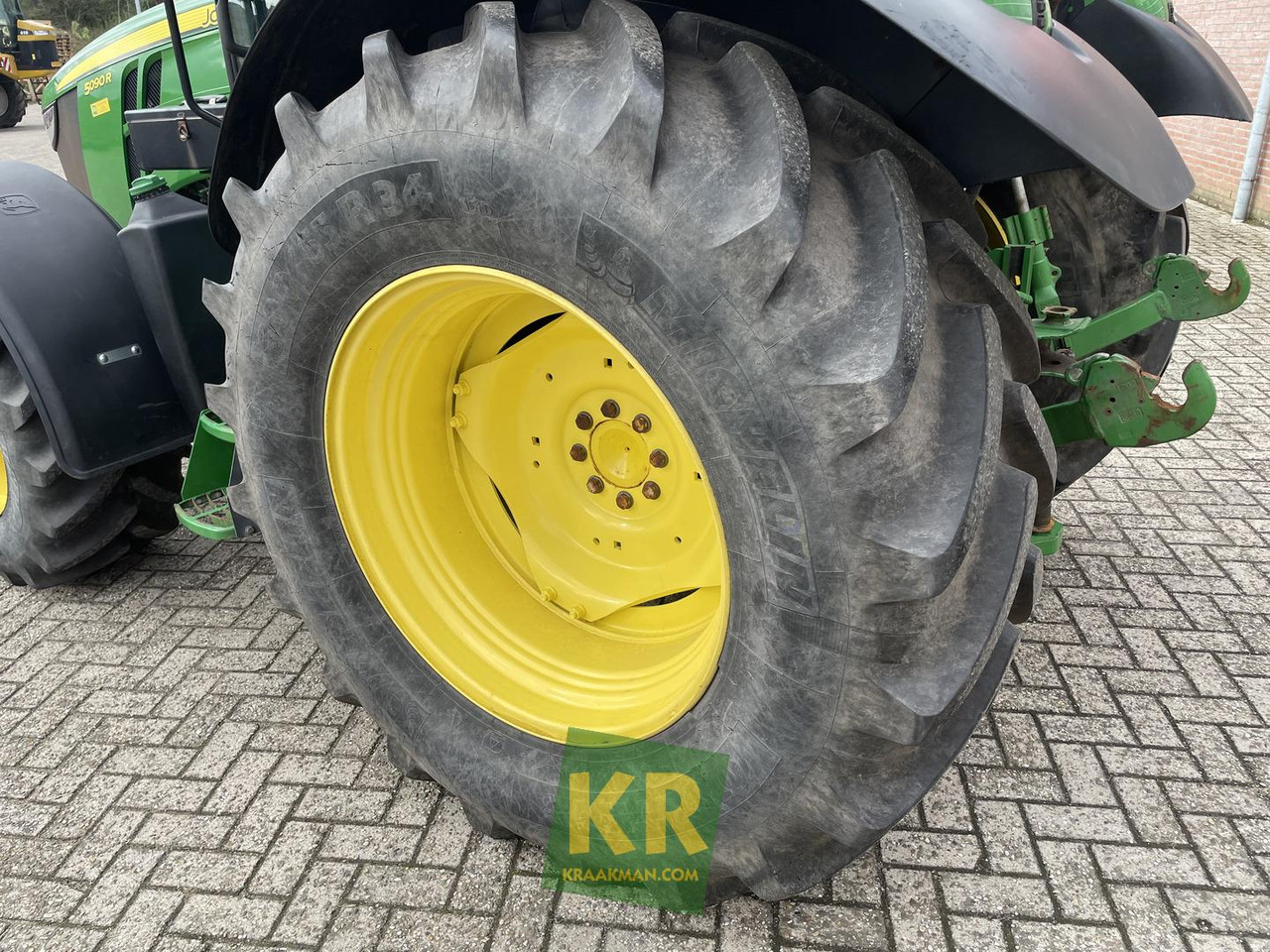 Tractor 5090R John Deere: foto 11