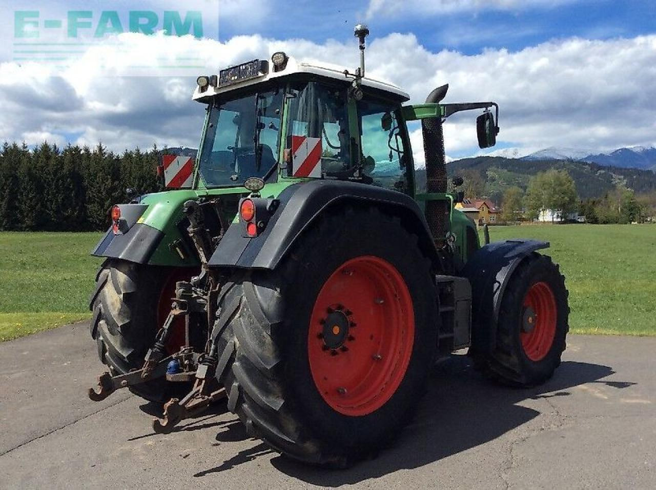 Tractor Fendt 820: foto 8