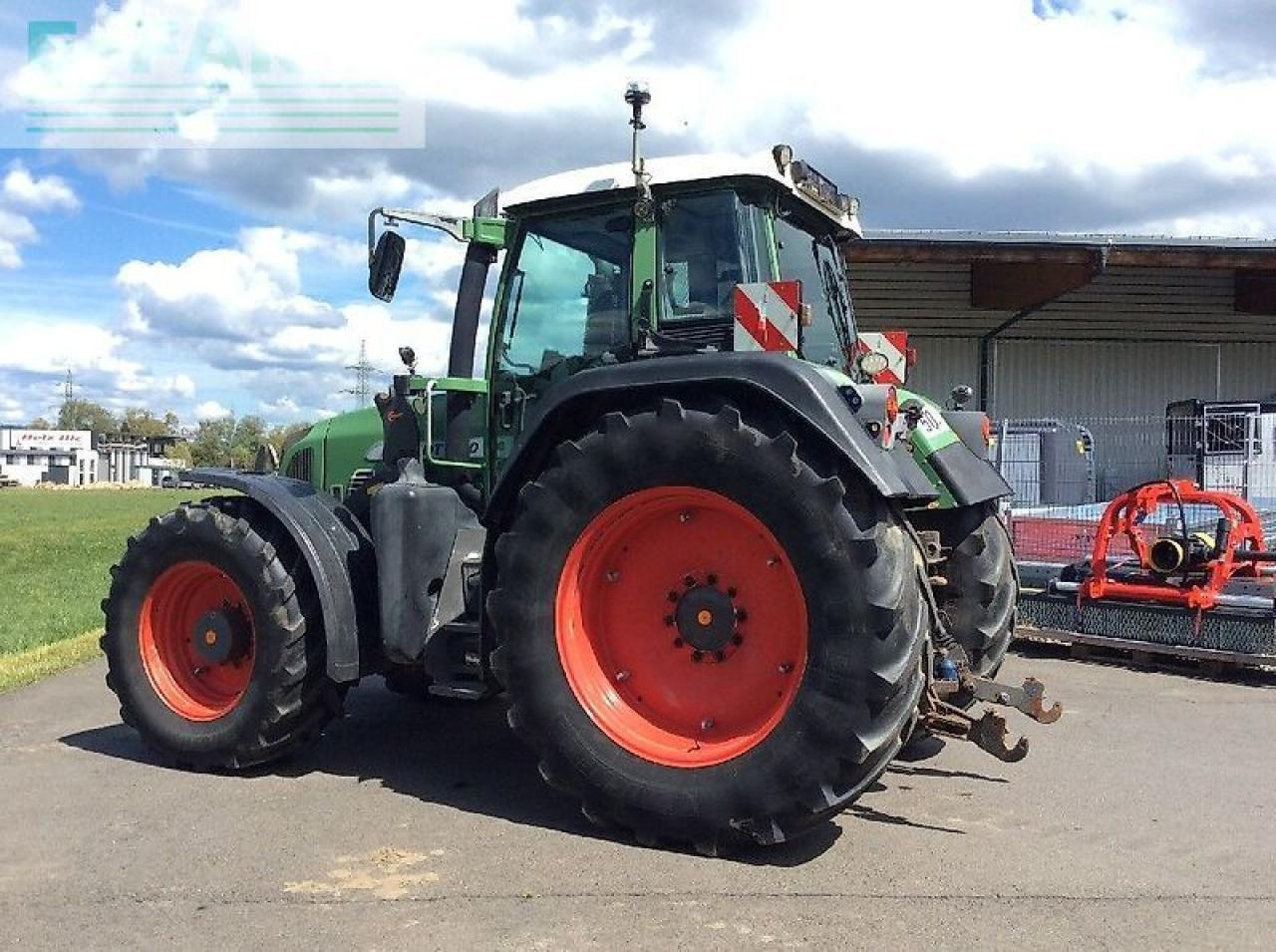 Tractor Fendt 820: foto 11