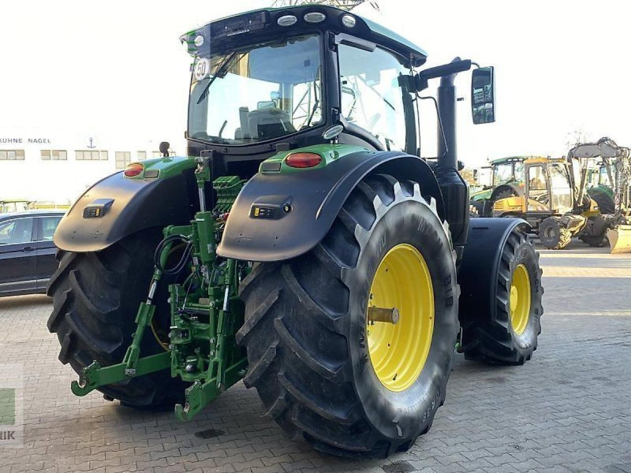 Tractor John Deere 6250r: foto 10