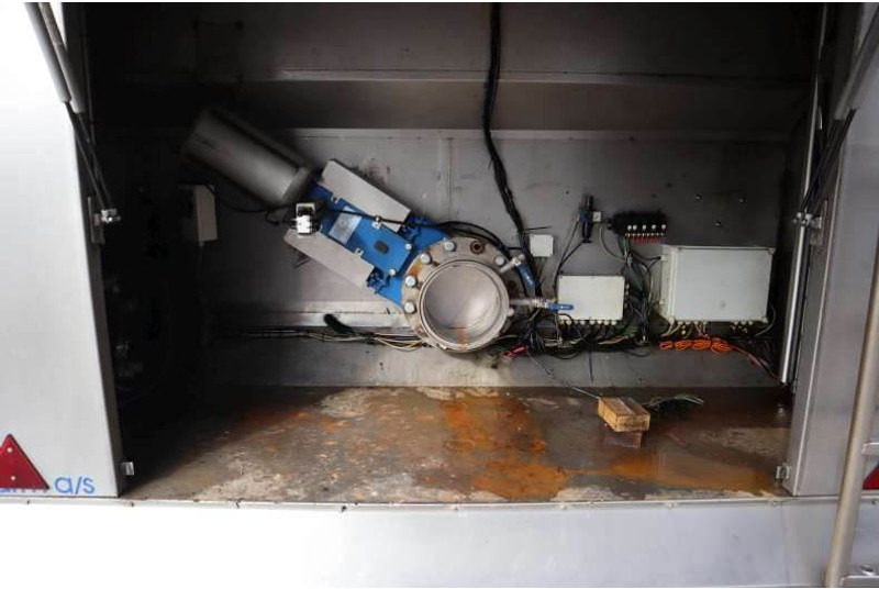 Leasing de VM Trailer Tank VM Trailer Tank: foto 10
