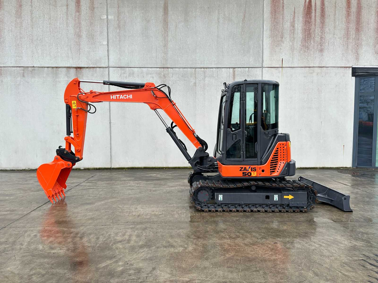 Excavadora de cadenas Hitachi ZX50U-2: foto 7