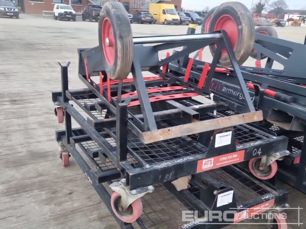 Equipo de construcción Armorgard Wheeled Pipe Racking (4 of), Spool Cart (2 of),: foto 13