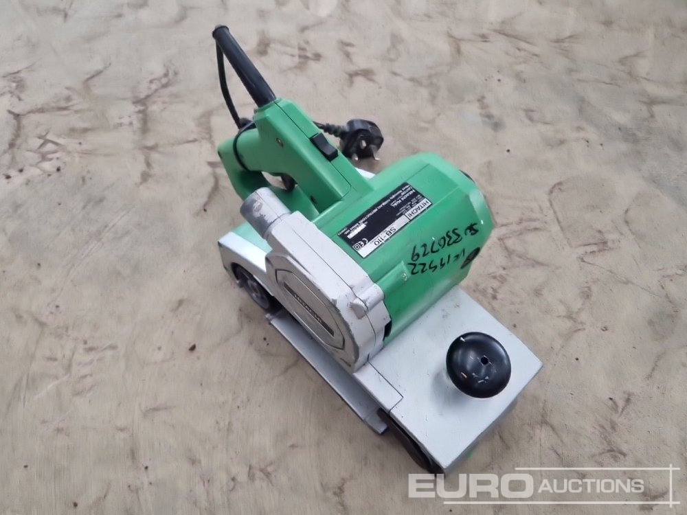 Equipo de construcción Hitachi SB-10 240 Volt Belt Sander: foto 7