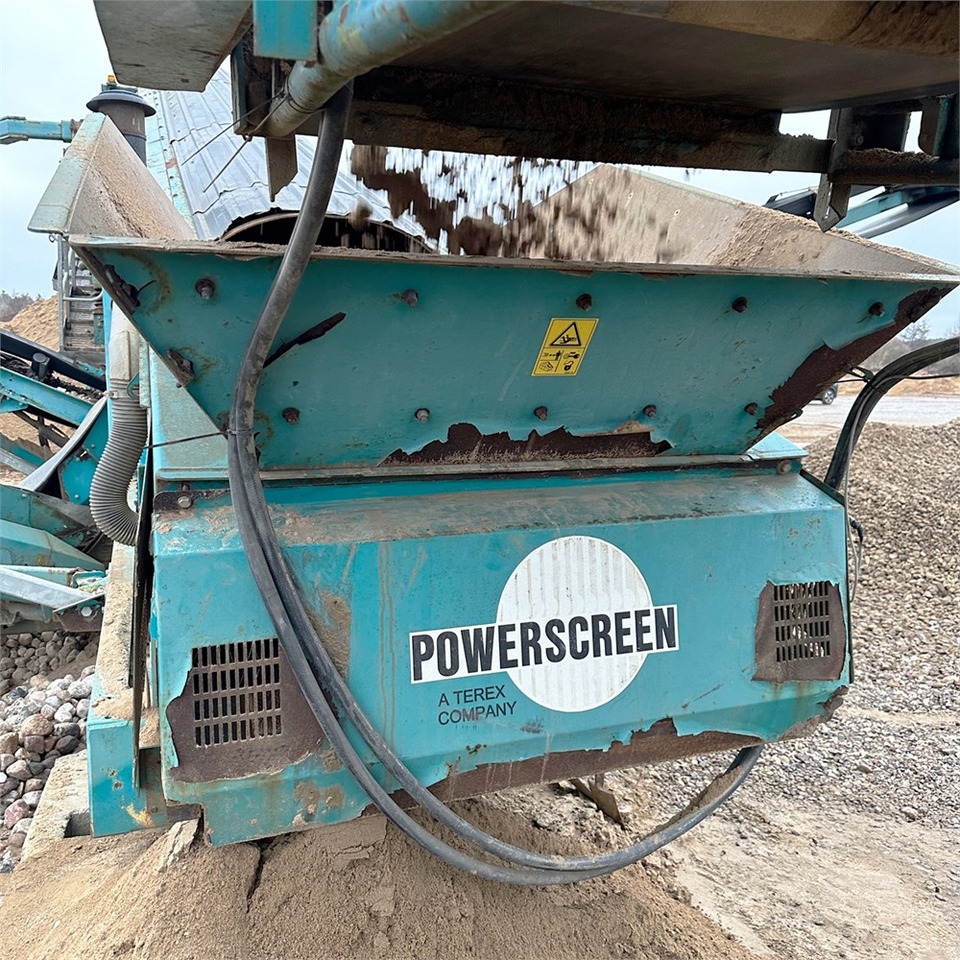 Cribadora Powerscreen Chieftain 2400: foto 13